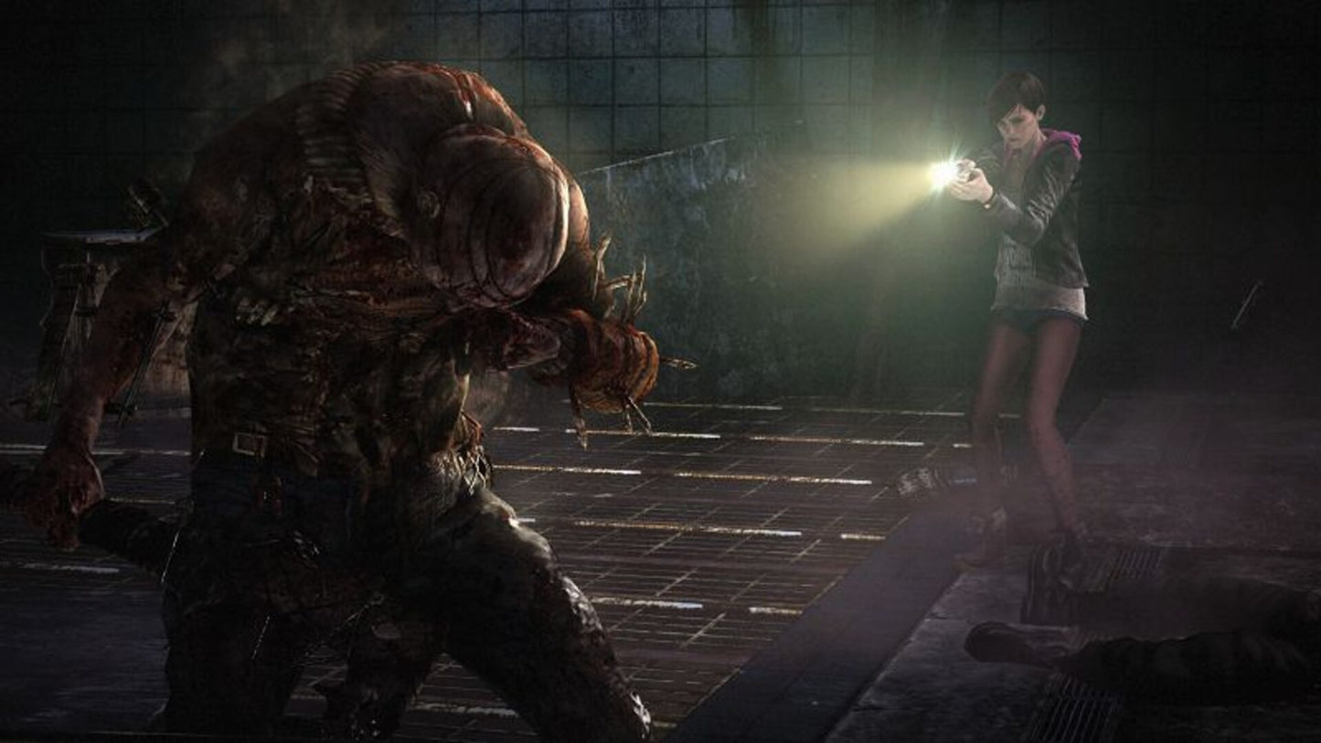 Resident Evil Revelations 2 Deluxe Edition Xbox Live Key GLOBAL  [Email/Instant Delivery]